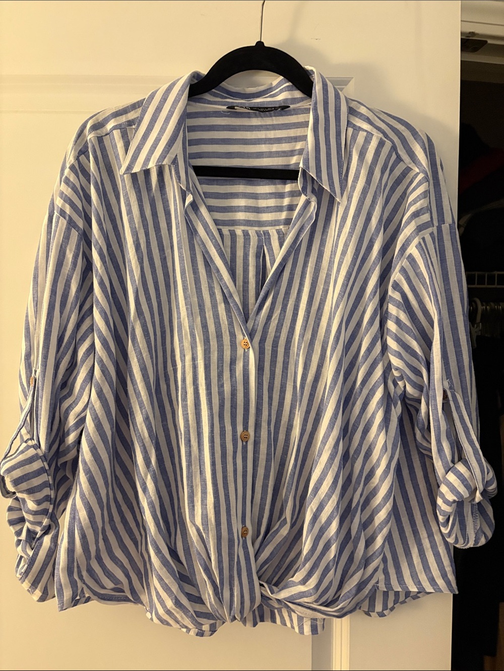 Zara Blue and White Striped Button-Front Women’s Top size L